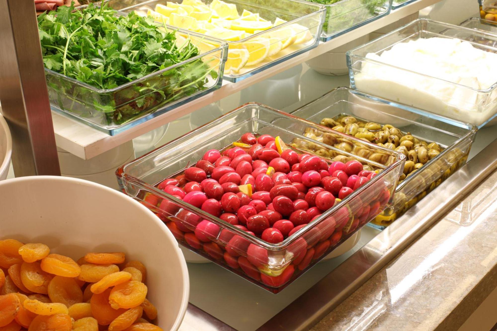 איסטמבול Bentley Hotel Bosphorus - Special Class מראה חיצוני תמונה A salad bar